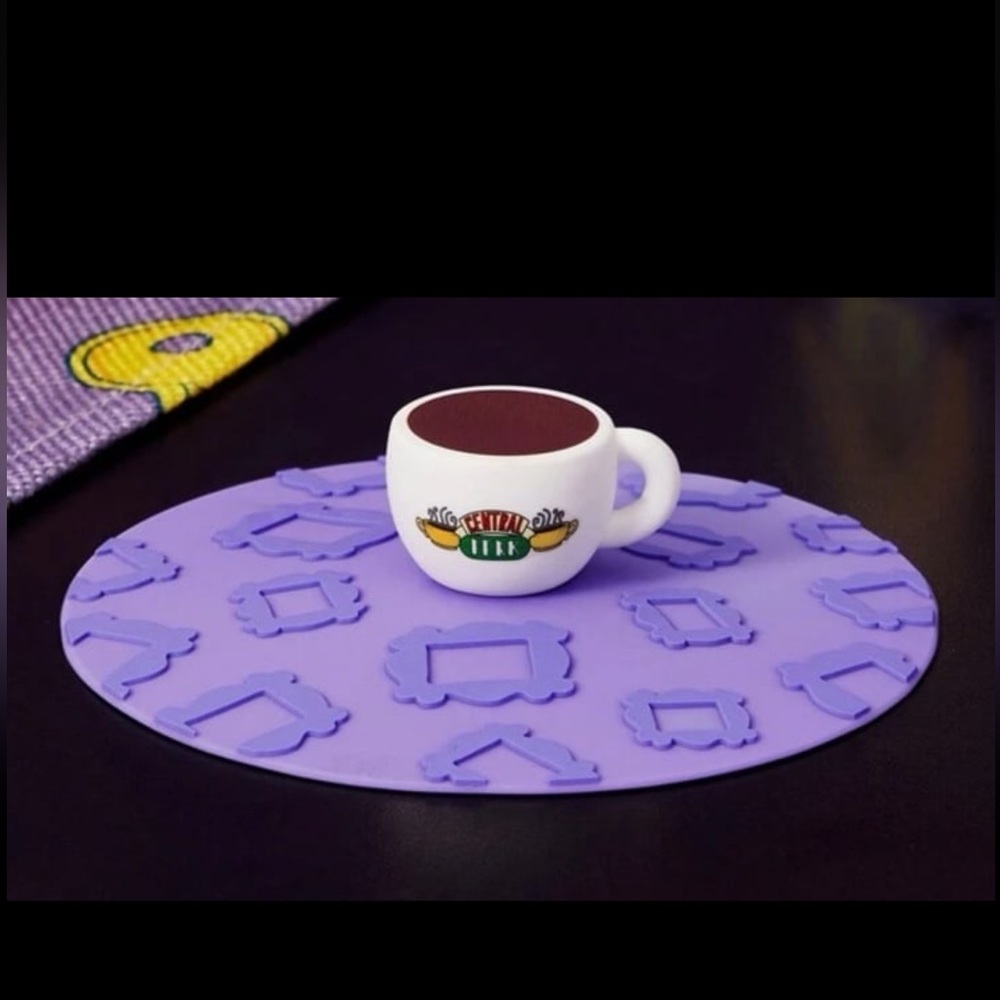 NWT Friends TV Show Mug Purple Silicone Mug Lid